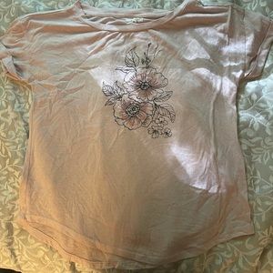 Small Maurice’s says pink flower shirt